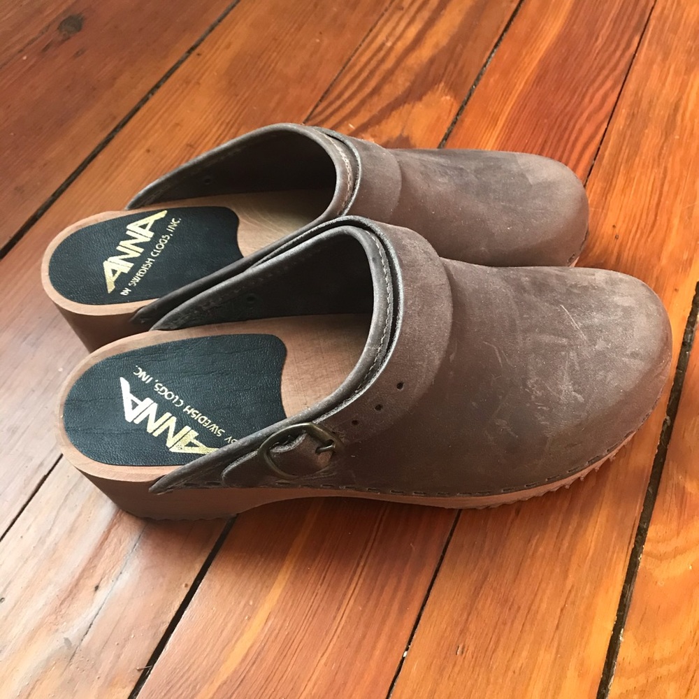 Brown leather Anna Swedish  Clogs